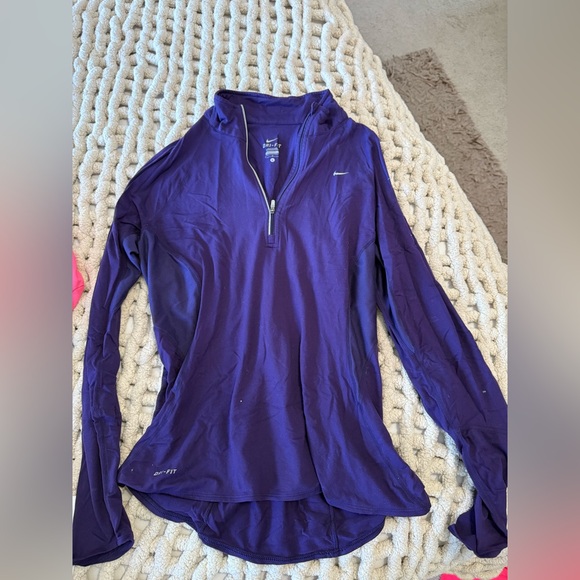 LOT of nike and under armour clothing - Picture 14 of 16